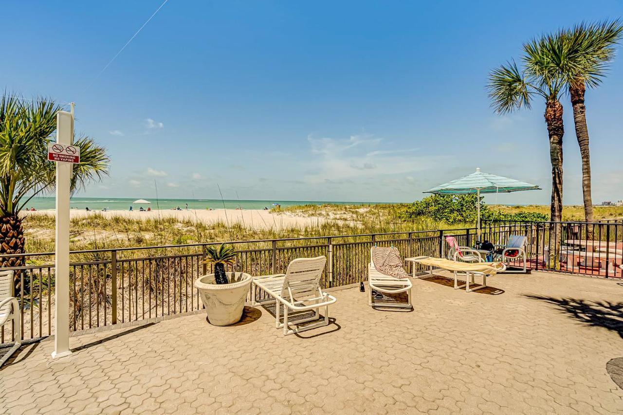 Madeira Norte St. Pete Beach Exterior photo
